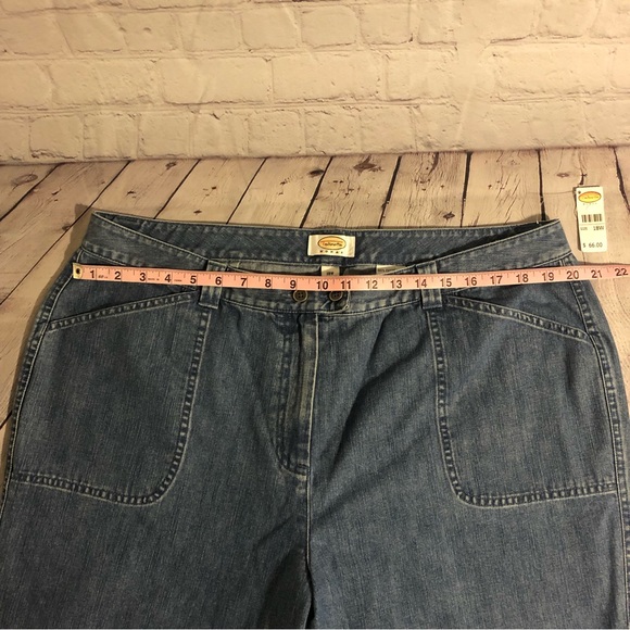 NWT Talbots Women’s Cotton Relax Fit Ankle Jeans - Size 18W - Picture 6 of 8